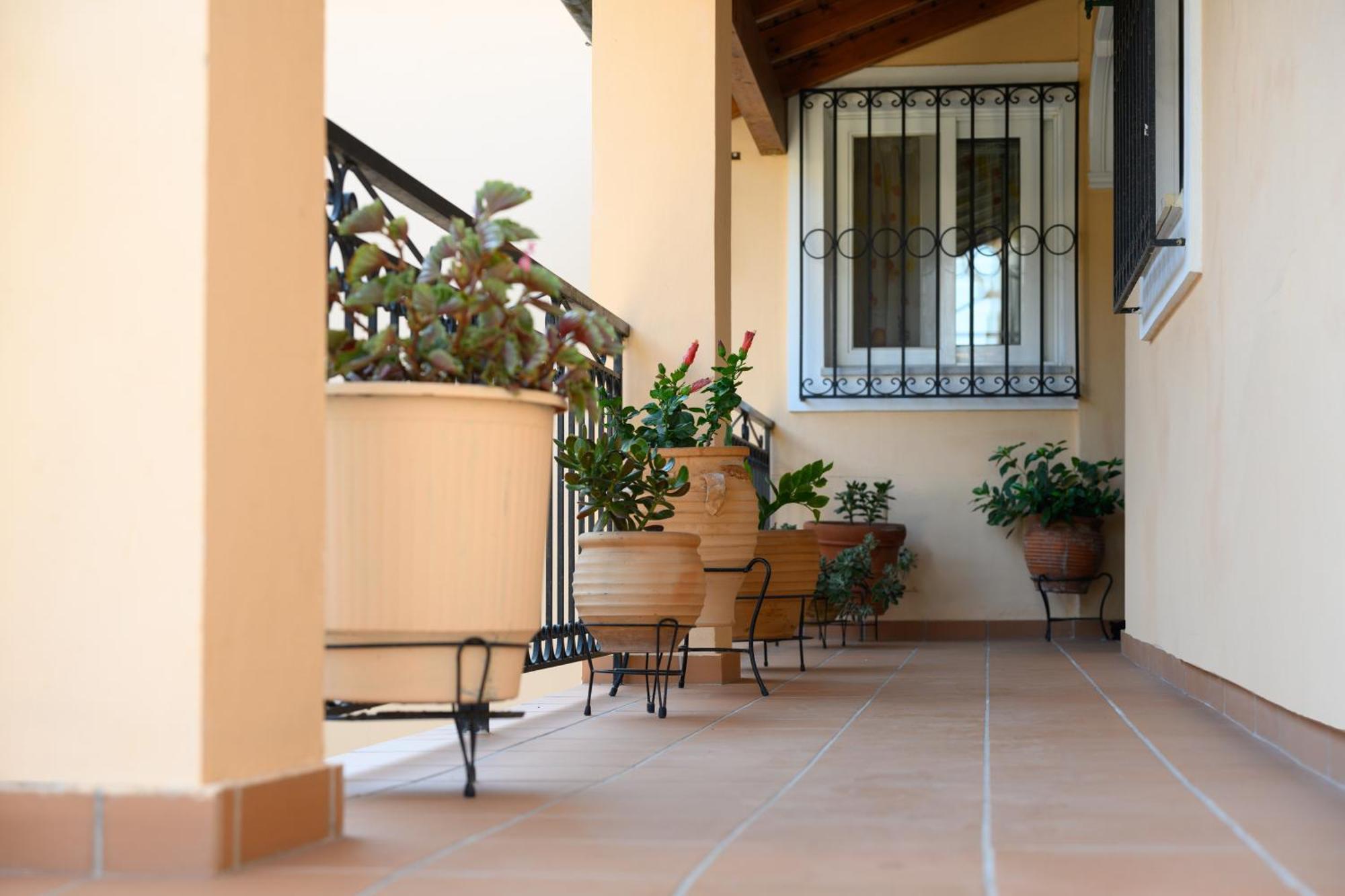 Xenia'S Apartments In Alepou Corfu  Eksteriør billede